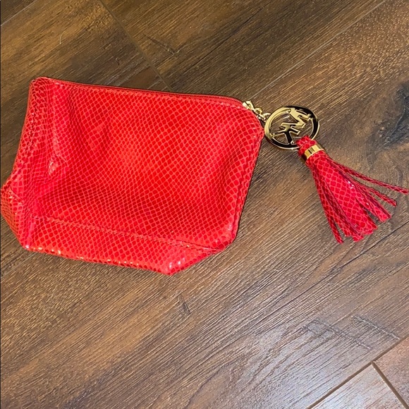 Red michael Kors clutch - Picture 2 of 4